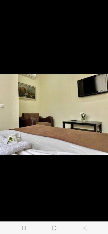 Merien Hotel エレバン エクステリア 写真